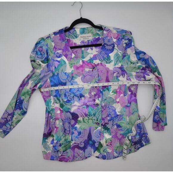 Floral 3/4" Blazer with bling buttons - Picture 4 of 8